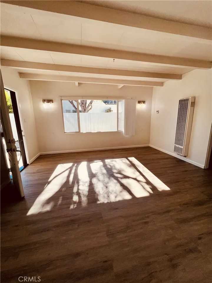 635 Palm Dr #635 - Photo 2 of 19