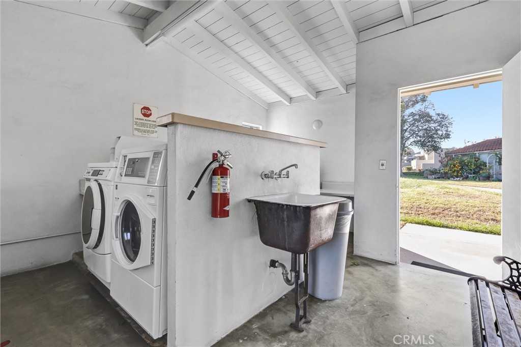 2329 Via Mariposa W #2329O - Photo 7 of 27