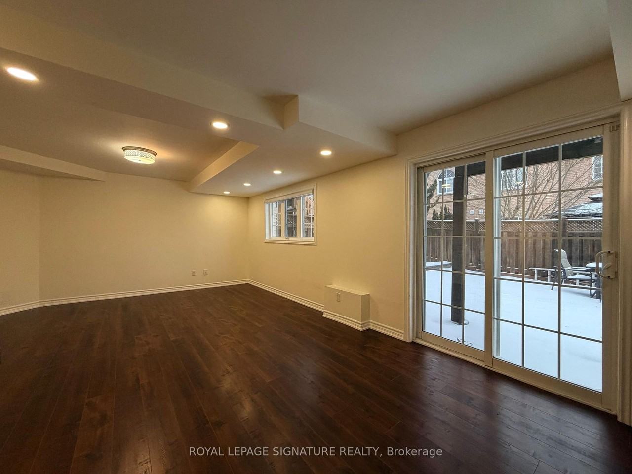 331 Spruce Grove Crescent - Photo 5 of 18