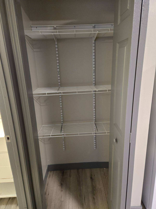 573 Irving Wick Drive East #B - Photo 6 of 9