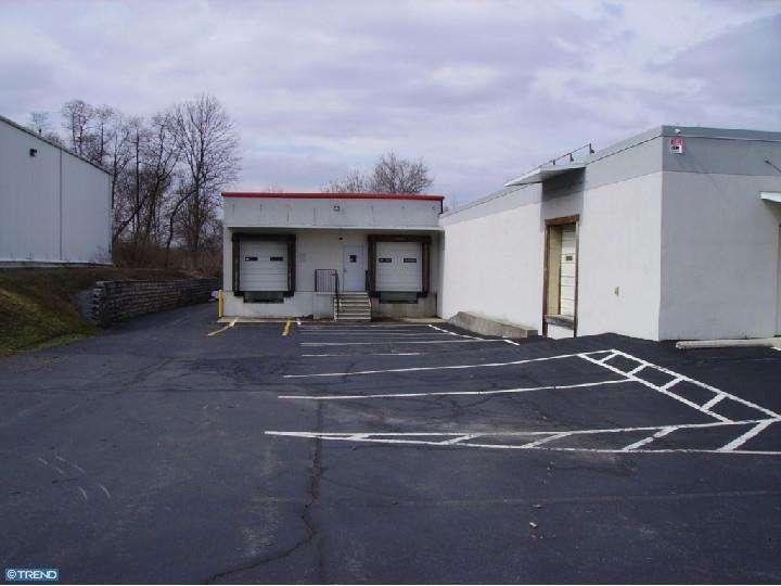 801 Commerce St - Photo 2 of 16