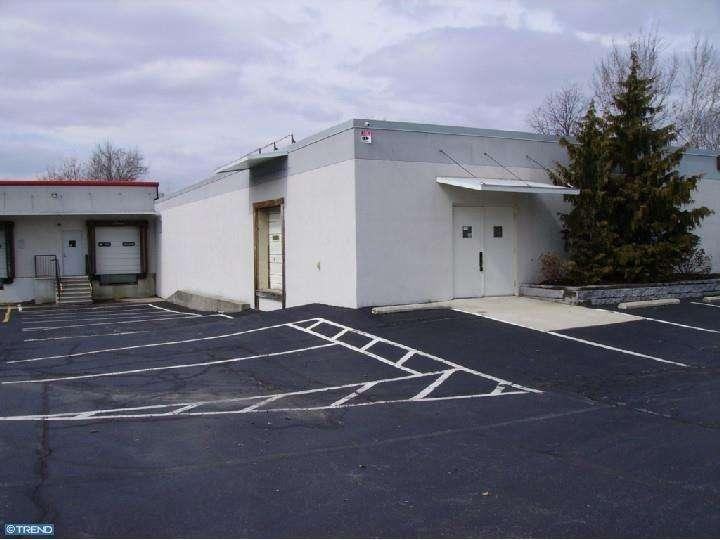 801 Commerce St - Photo 3 of 16
