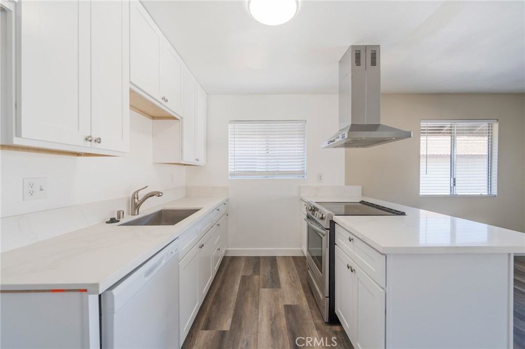 2155 Canyon Dr #2155D