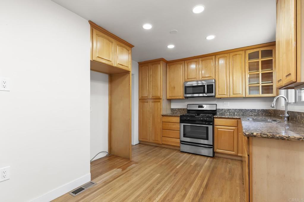 7287 Blackton Drive #7287 - Photo 6 of 35