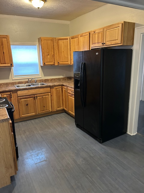 2115 6th Avenue North - Photo 2 of 15