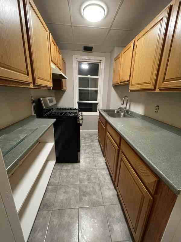 216 Hope Street #2 - Photo 7 of 11