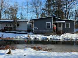 featured image of 3121 Oak Grove Drive #1