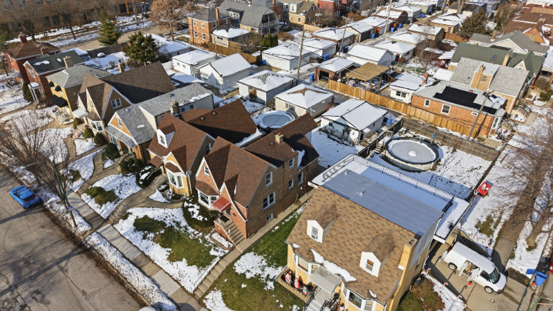 6640 West Foster Avenue #1 - Photo 3 of 31