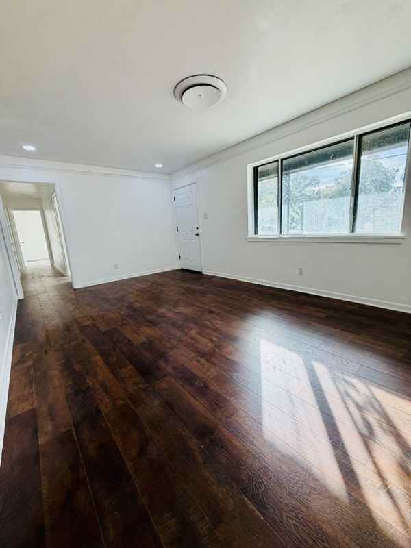 403 Margo Street - Photo 3 of 21