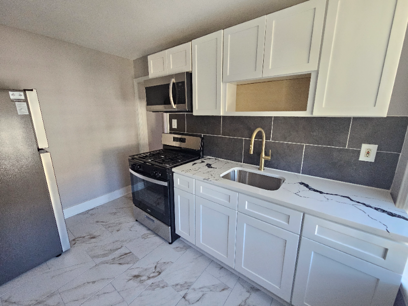 317 William Street #2B - Photo 2 of 10