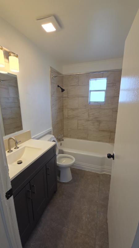 1100 Canal Street - Photo 4 of 14