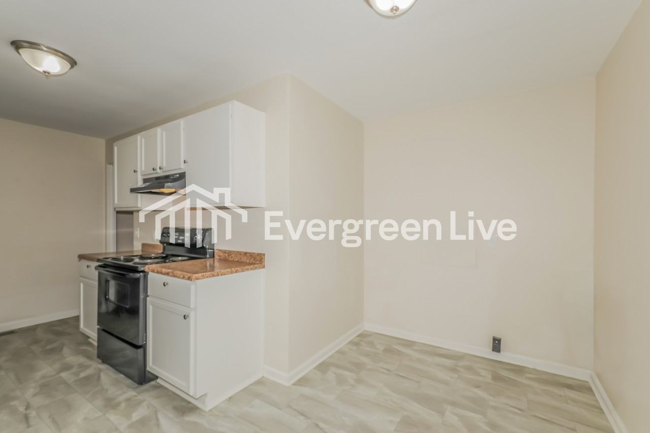 3913 N Bolton Ave - Photo 5 of 16