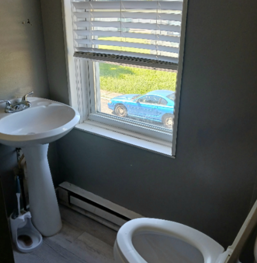 104 Rose Street - Photo 7 of 11