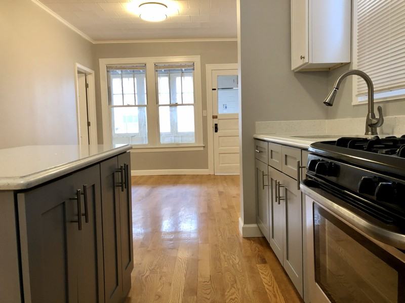 2156 Chicago #1R - Photo 4 of 10