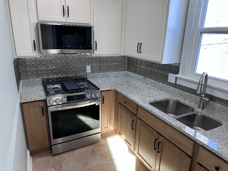 916 Magnolia Street - Photo 2 of 15