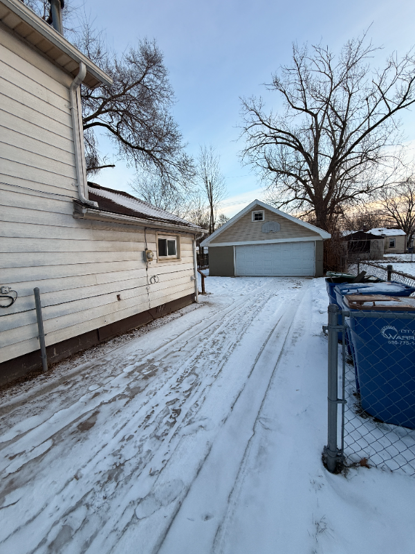 8468 Timken Avenue - Photo 2 of 16