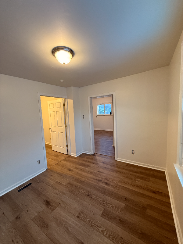 8468 Timken Avenue - Photo 6 of 16