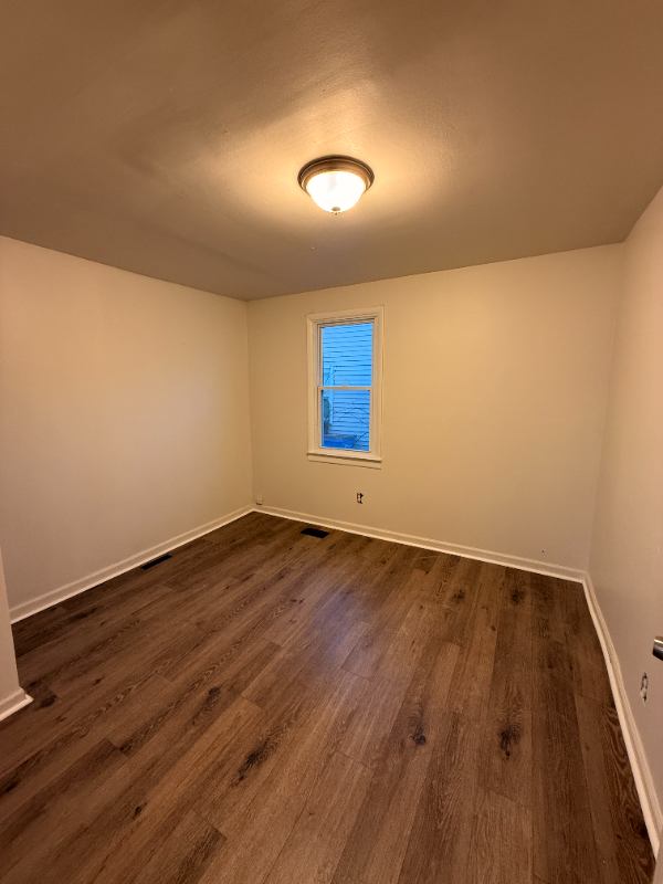 8468 Timken Avenue - Photo 7 of 16