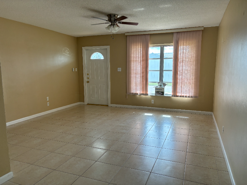 8601 St - Photo 2 of 5