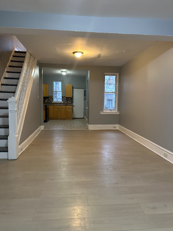 532 N Paxon St - Photo 6 of 10