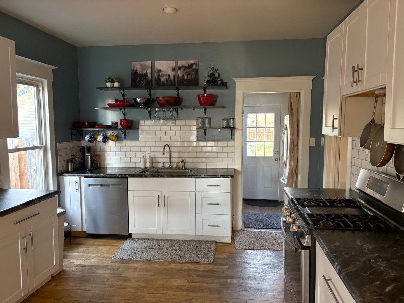 215 North Grant Avenue - Photo 5 of 18