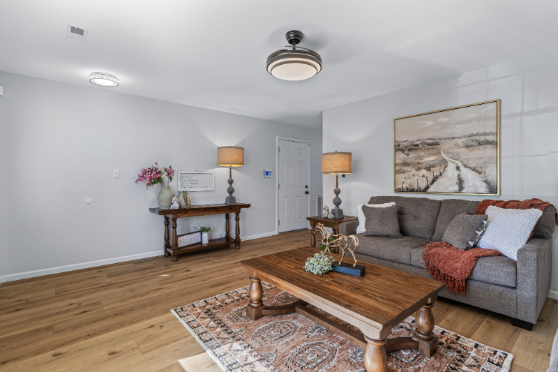 1604 Napoleon Drive - Photo 3 of 19