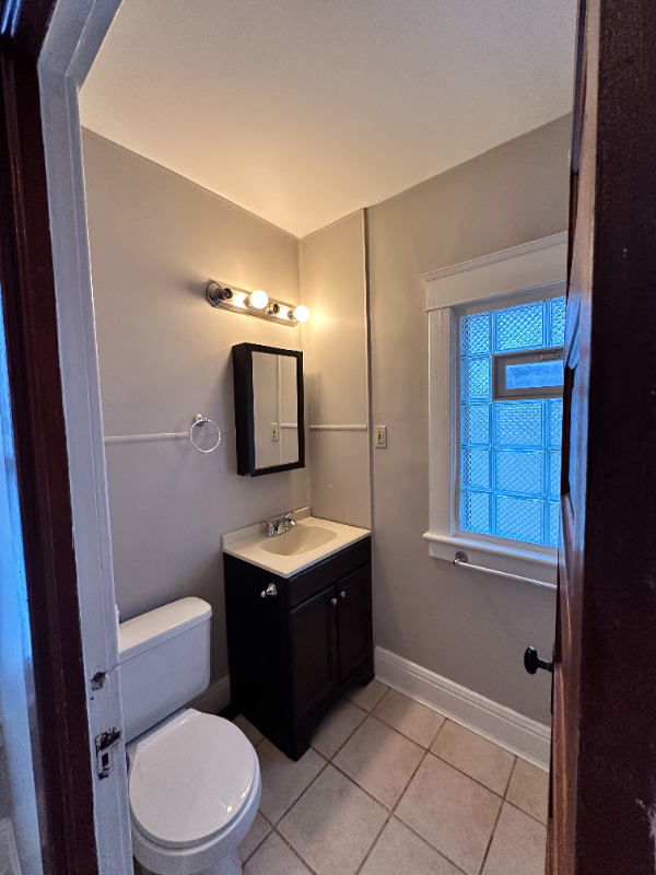 524 West Beardsley Avenue #524 - Photo 6 of 18