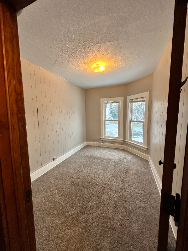 526 West Beardsley Avenue #526 - Photo 2 of 20