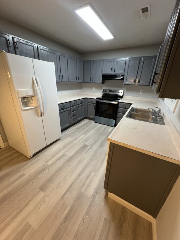 3906 Deer Trail - Photo 4 of 14