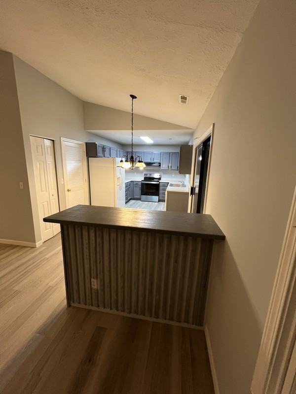 3906 Deer Trail - Photo 7 of 14