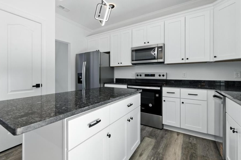 236 Buxton Avenue - Photo 3 of 3