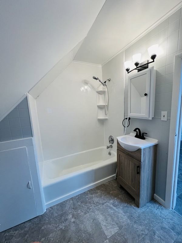 40 Hewitt Street #3 - Photo 5 of 13