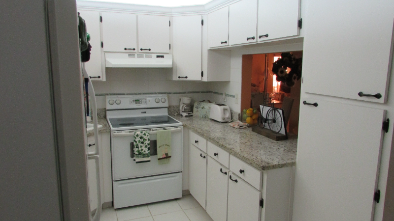 2699 Pine Ridge Way E #G - Photo 7 of 20