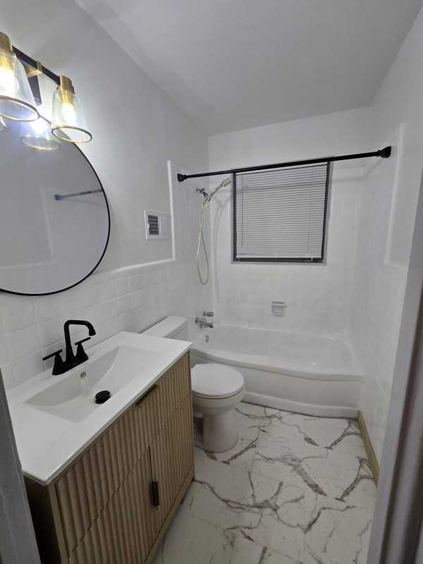 4352 Ridgewood Circle - Photo 5 of 9