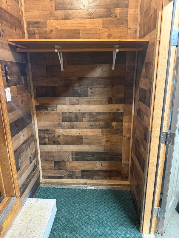 9342 Sumas Road - Photo 6 of 16