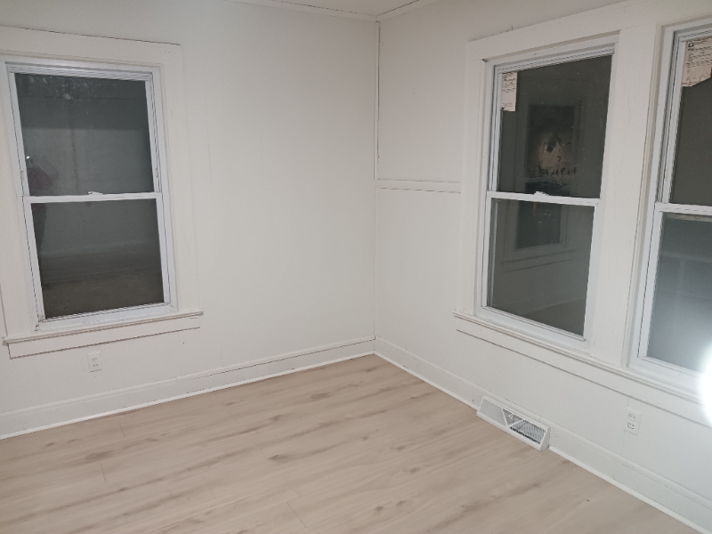 125 Concord St - Photo 6 of 14