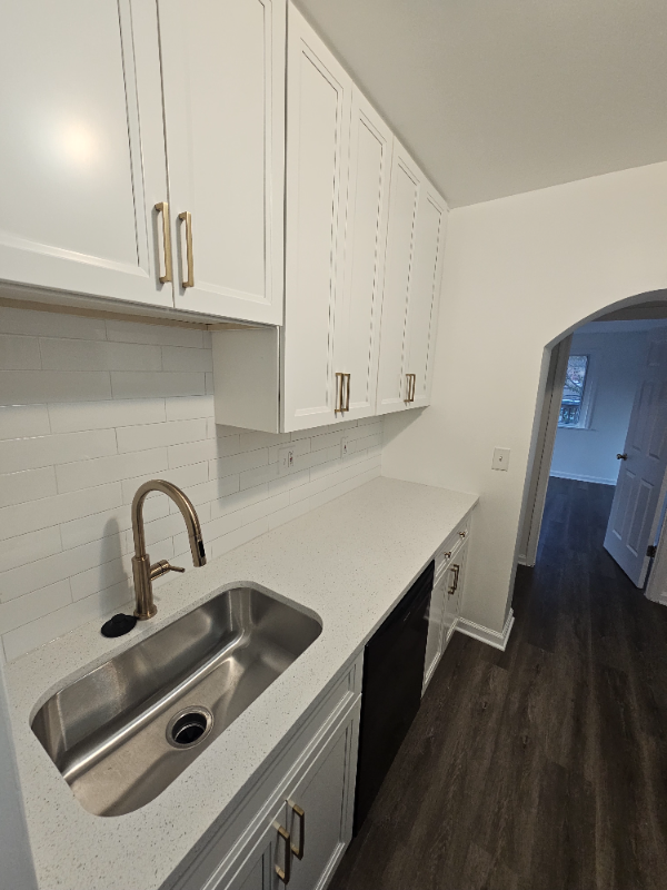 7724 Normandy Rd - Photo 6 of 19