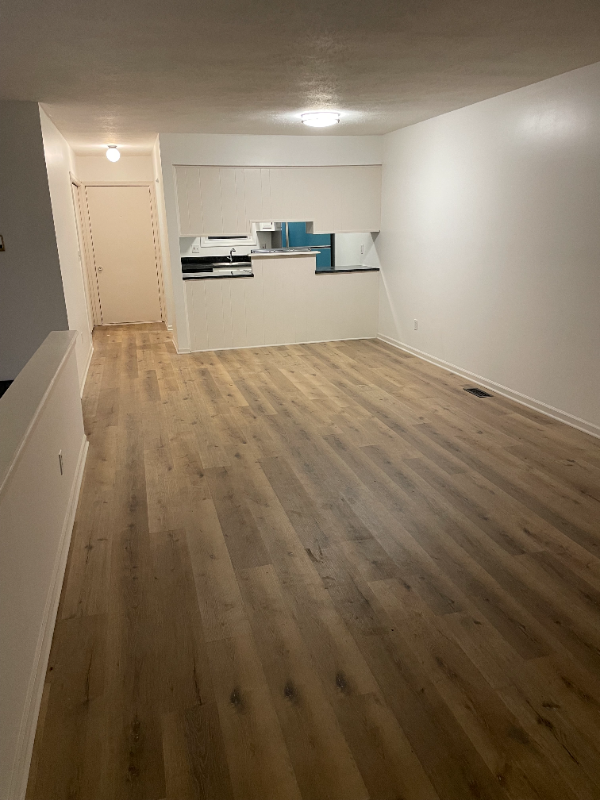 3946 Monte Carlo Ct Se - Photo 2 of 9