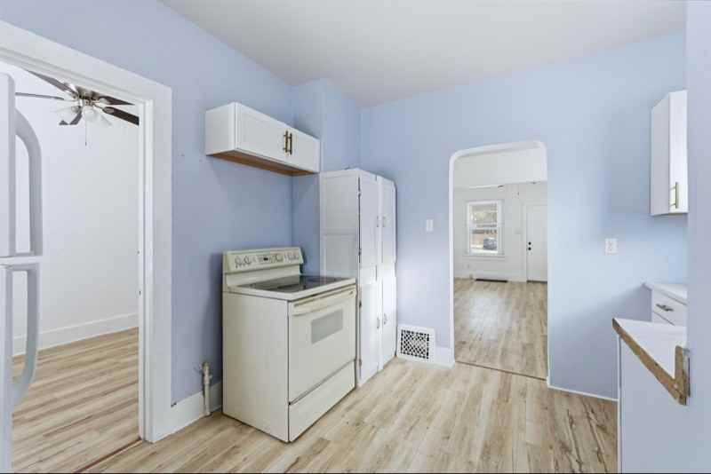 1629 Sherman Blvd - Photo 5 of 15