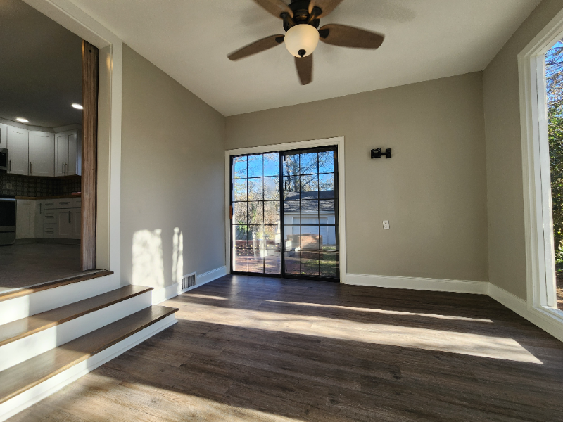 1020 Woodvale Drive - Photo 6 of 20