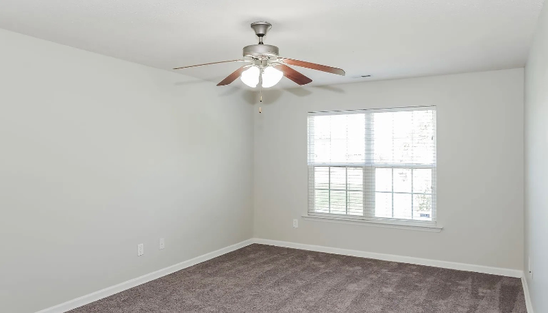 116 Wittington Lane Northwest - Photo 4 of 9