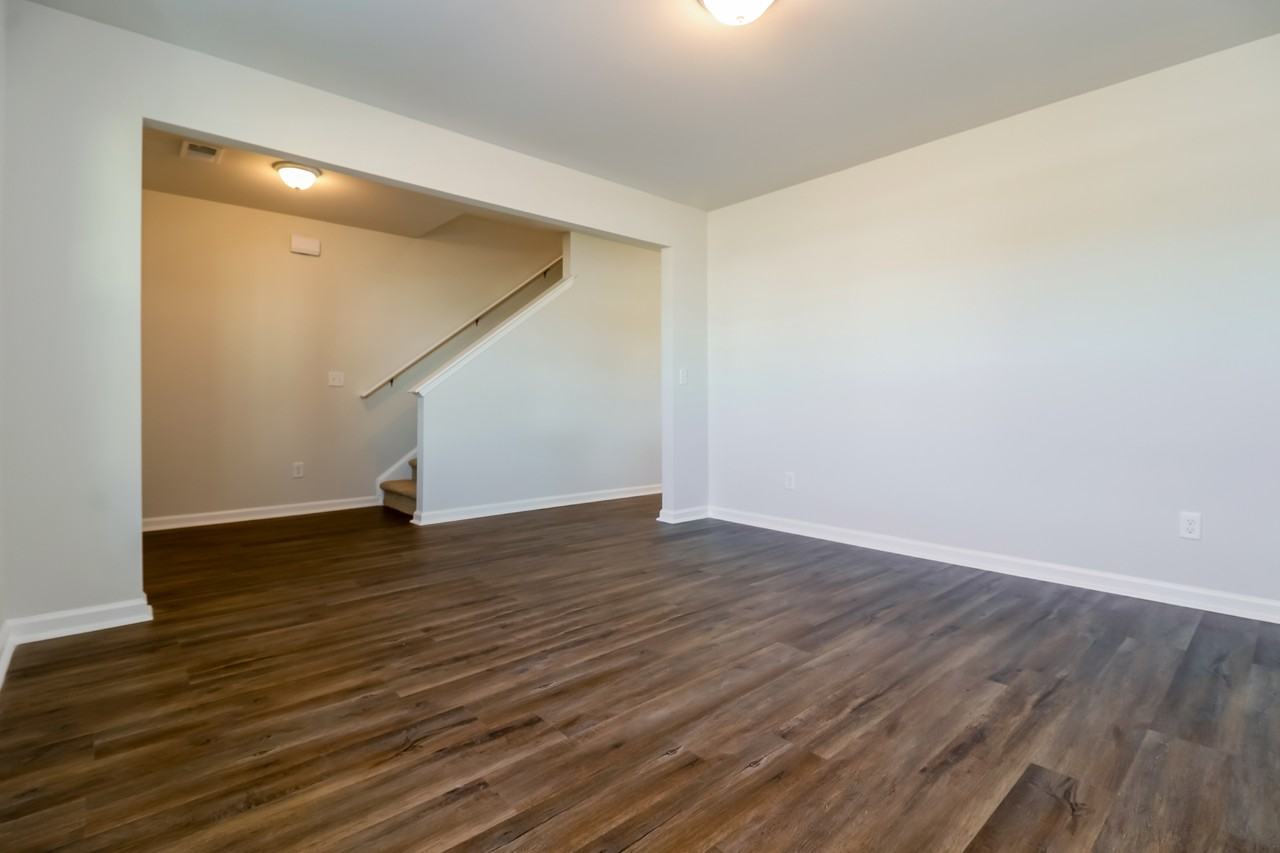 359 Tondee Way - Photo 3 of 21