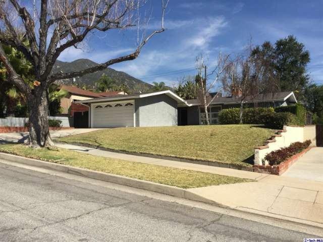 1260 Medford Rd - Photo 2 of 22