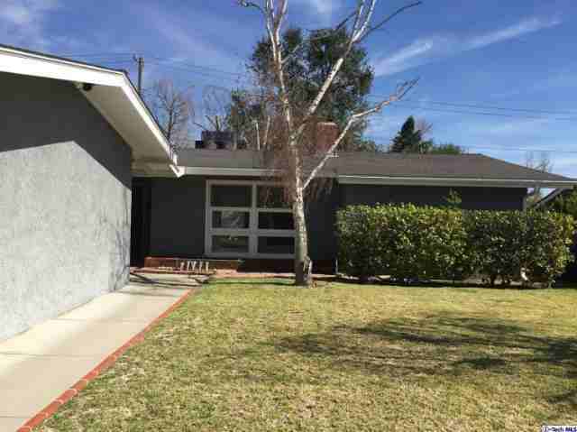 1260 Medford Rd - Photo 3 of 22