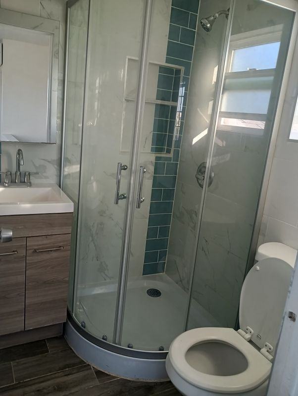 3853 Winona Avenue - Photo 7 of 48