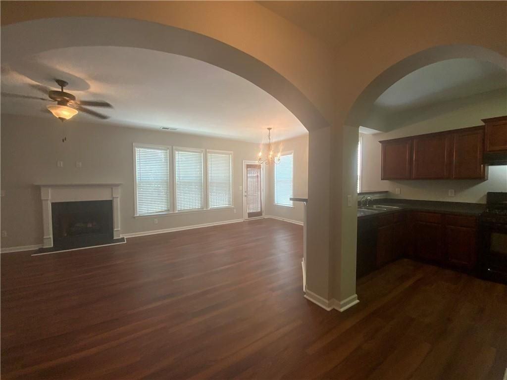 477 Wingfield Court - Photo 6 of 21