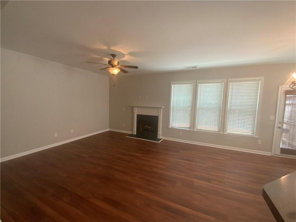 477 Wingfield Court - Photo 7 of 21