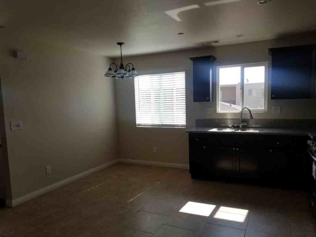 850 West 79th Street - Photo 7 of 7