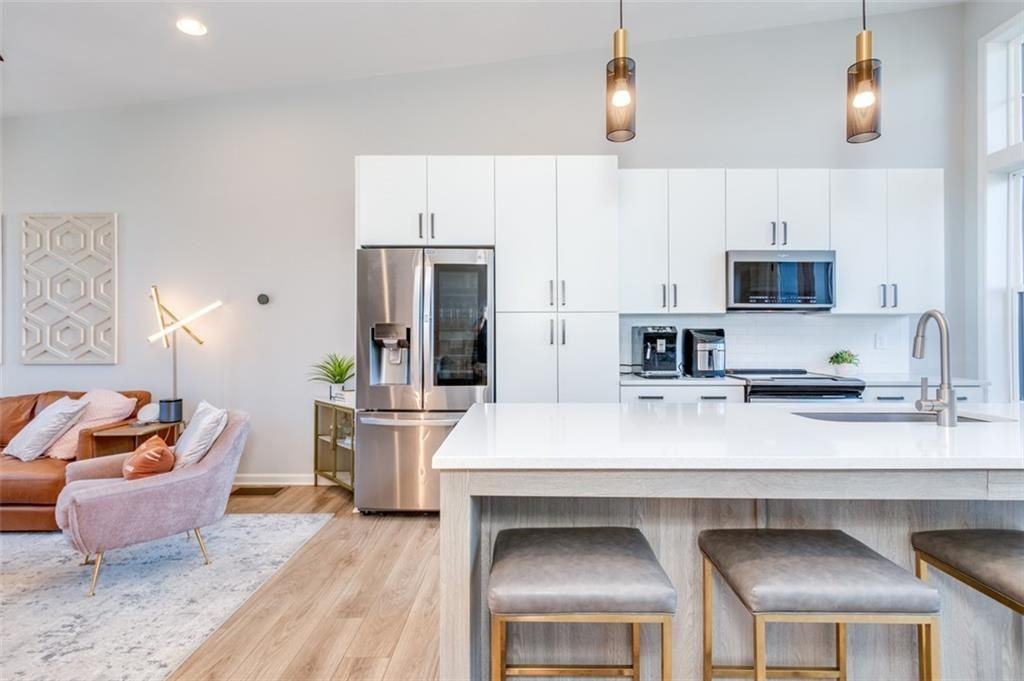 912 Brees Court NW - Photo 2 of 34