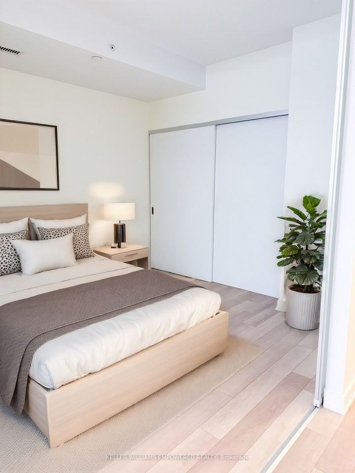 210 Simcoe Street #210 - Photo 3 of 9